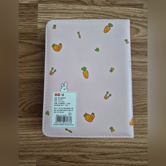 I Like Rabbit Pink Notebook with Squishy 3D Rabbit - Picture 3 of 8